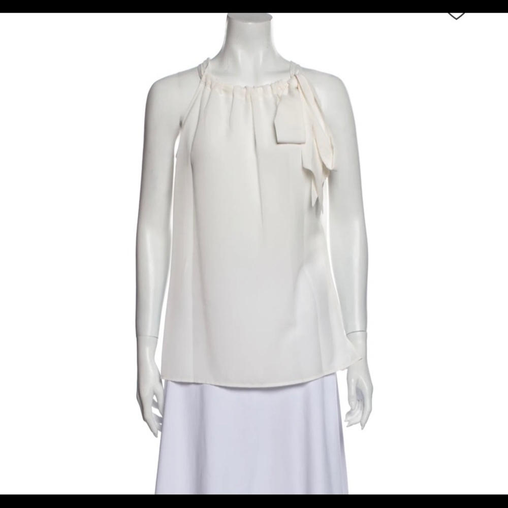 Halston Scoop Neck Sleeveless Blouse